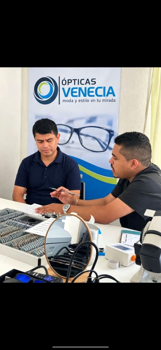 Jornada empresarial Ópticas Venecia